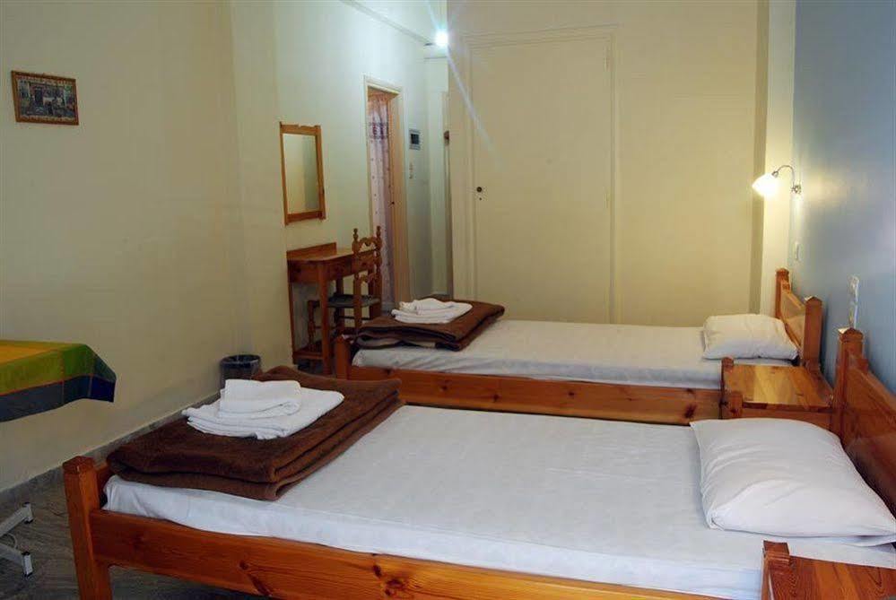 Neapolis Apartments Palaiochora Exterior photo